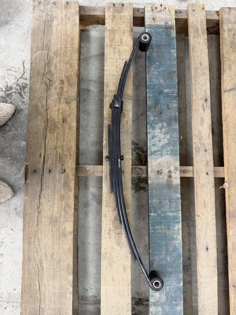 4 LEAF EYE TO EYE SPRING