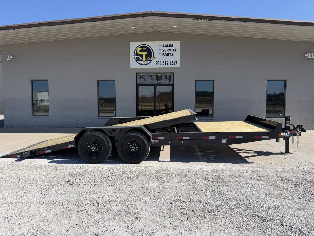 FEATURED 2026 HILLCREST 83 X 22FT 16K GRAVITY TILT W CYLINDER & REMOVABLE FENDERS BLACK – HL22T