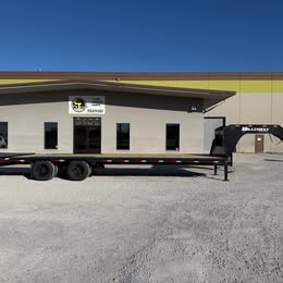 2026 Hillcrest Trailers 25+5FT 22.9K DECKOVER GOOSENECK W MEGA RAMPS