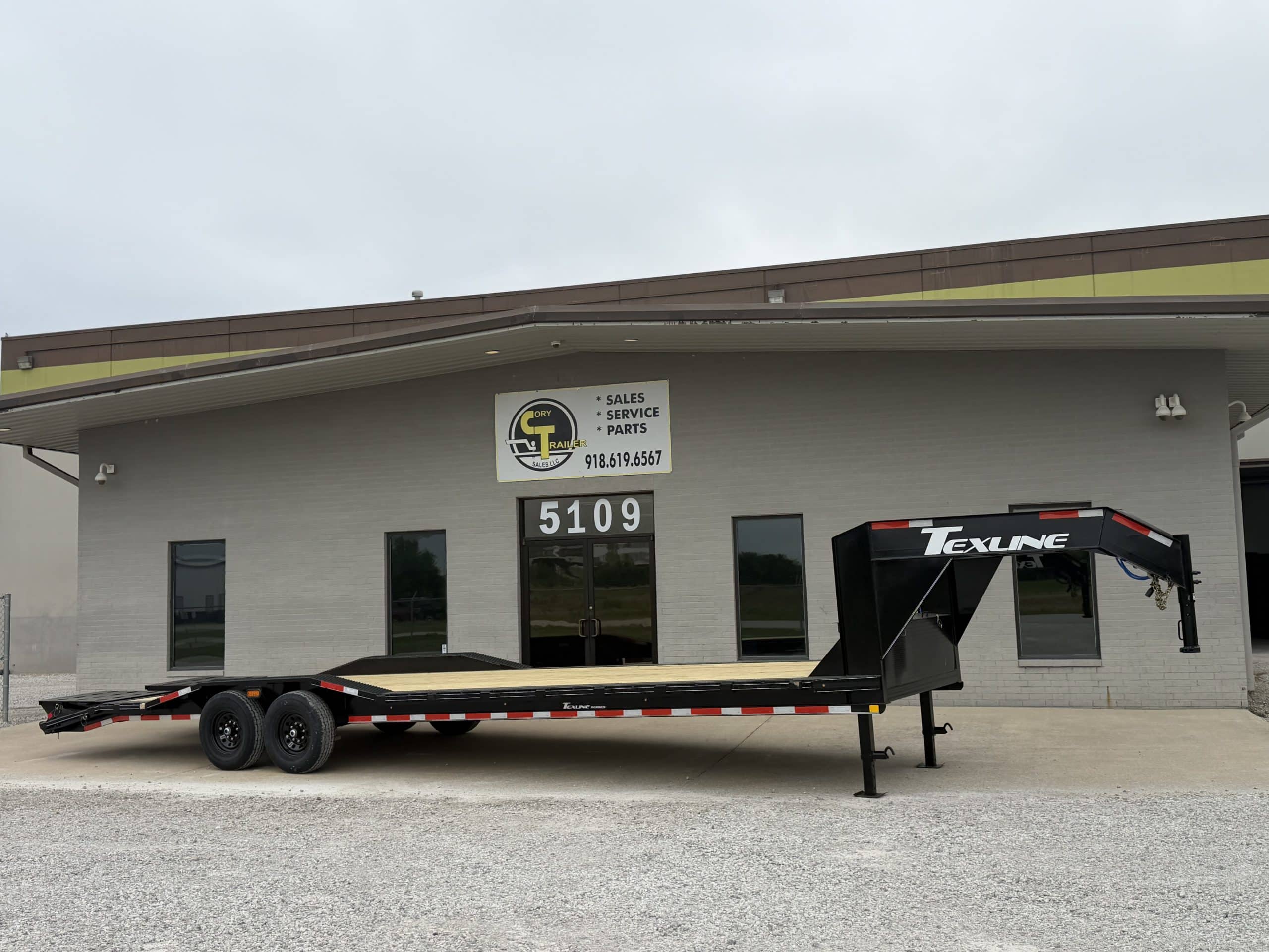 2026 Texline 102 X 30FT 14K Gooseneck with Mega Ramps