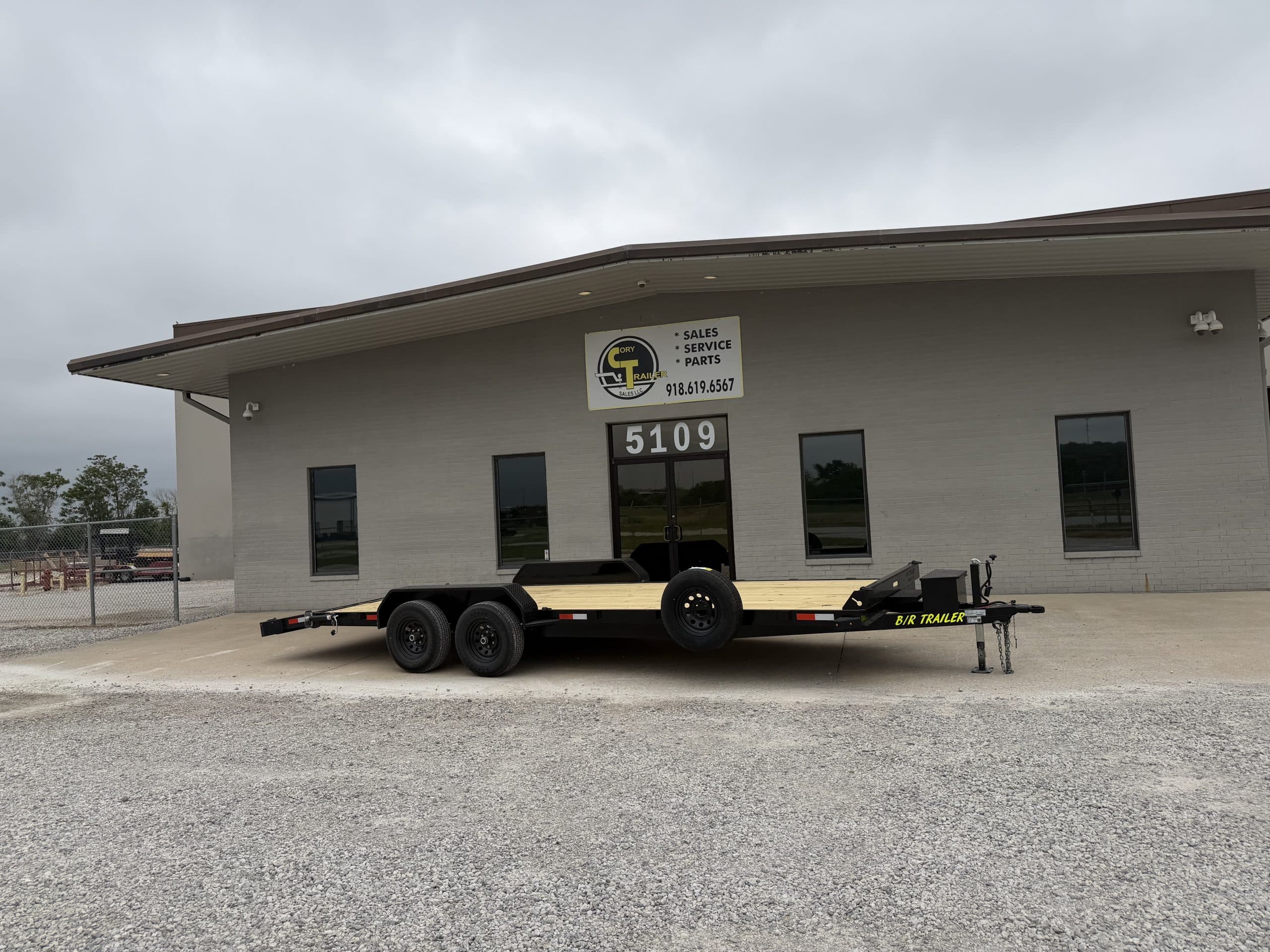 2026 B/R Trailers 82 X 22FT 10K w/ slide out ramps