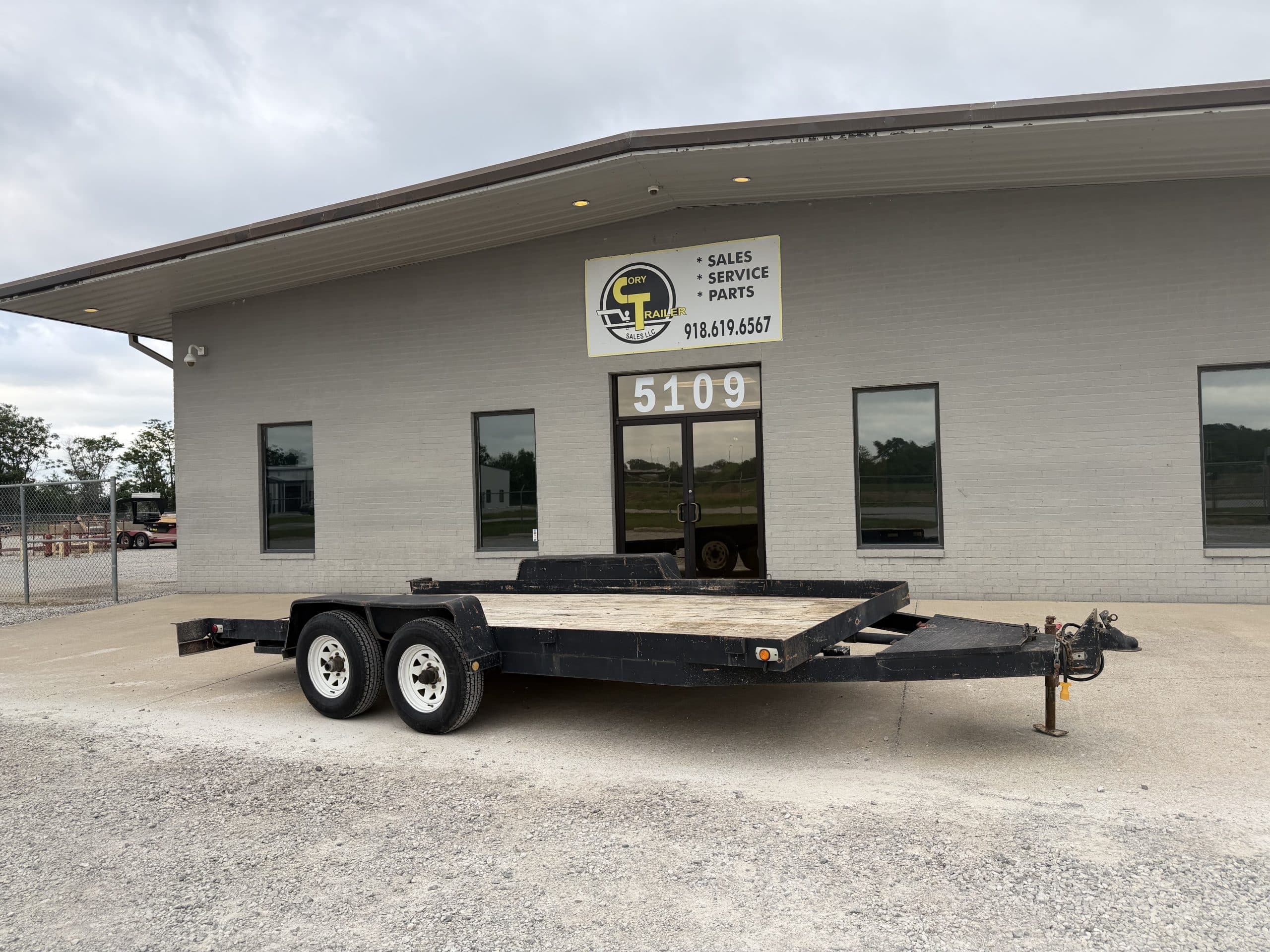 USED-2014 82 X 16FT 10K Carhauler