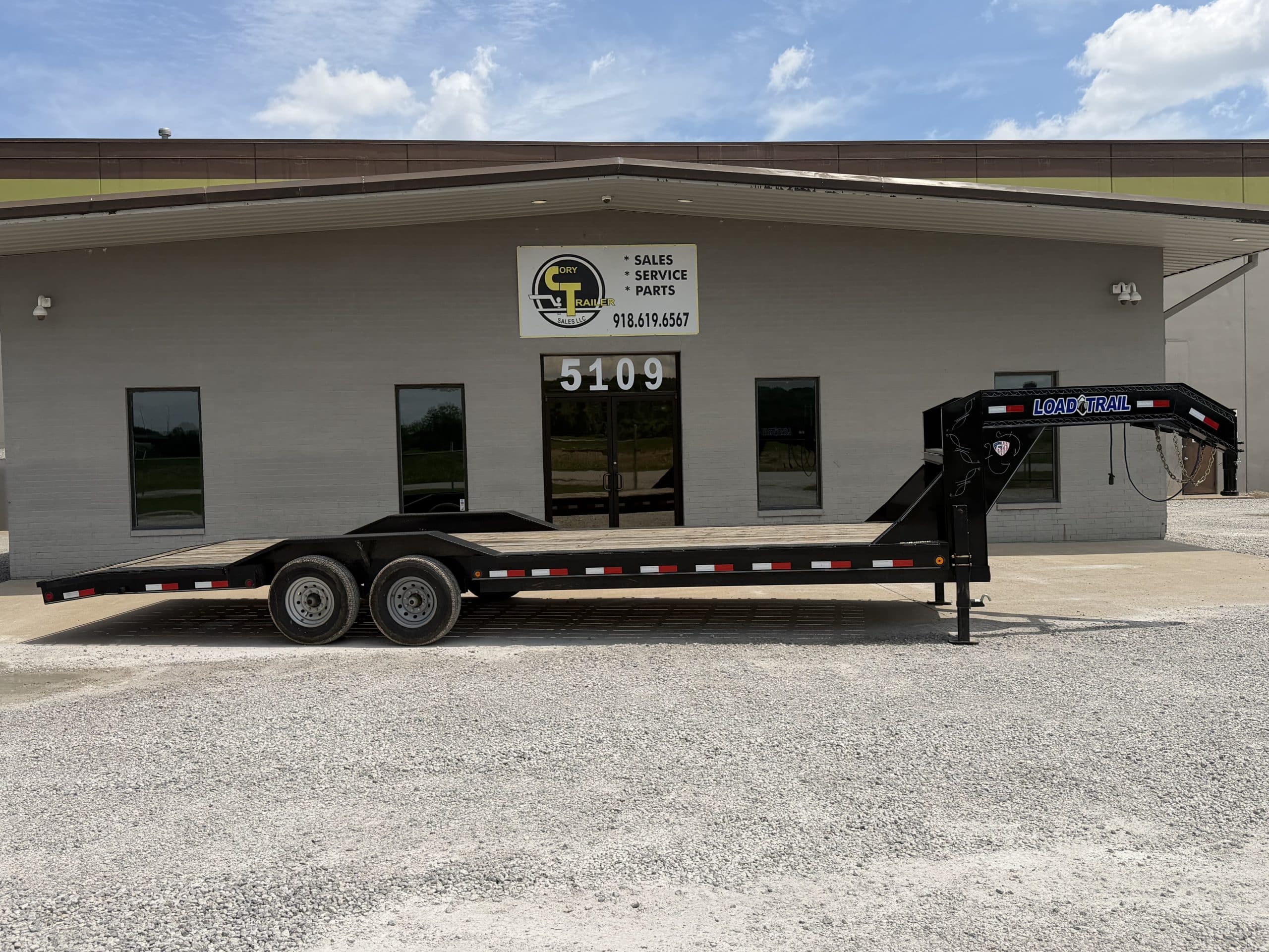 2022 Loadtrail 102 x 26FT 14K w/ slide out ramps